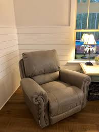 10 Best Recliners To Buy In 2020 Cool Things To Buy 247 In 2020 Best Recliner Chair Contemporary Recliners Swivel Recliner Chairs