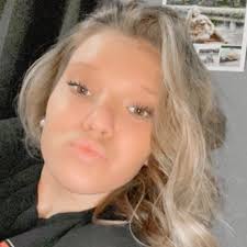 Mallory Wright (@mallorywright25)