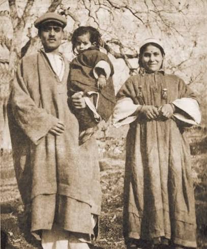 The last genocide of the Kashmiri Hindus in Jan 1989 started with serving notice to the prominent members of the Hindu community to quit Kashmir. The letter said, 'We order you to
