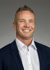 Curtis Sutherland's Instagram, Twitter & Facebook