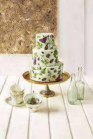 Give delicious edible wedding favors as your thank you! Guide To Making An Edible Leaf Wedding Cake The Natural Wedding Company
