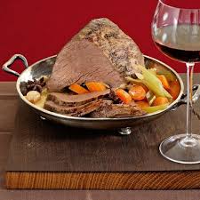 Rinderbraten In Weisswein Geschmort Rezept Rinderschmorbraten Rezept Rinderbraten Rinderbraten Rezept