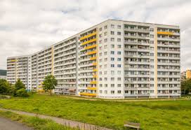 Yelp is a fun and easy way to find, recommend and talk about what's great and not so great in jena and beyond. 3 Zimmer Wohnung Zu Vermieten Binswangerstrasse 18 07747 Jena Lobeda Mapio Net