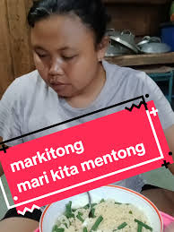 Makan Mie Jumbo dan Crab Stick dengan Teh Pahit