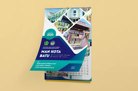 Desain kalender kesuksesan diukur dengan berapa banyak pengikut yang anda miliki di media sosial. Buku Tahunan Sekolah Malang Design