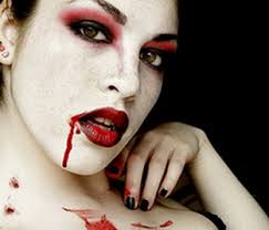 40 scary halloween makeup ideas for women. Hairstyles And Makeup Ideas For Vampires
