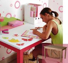 Some of our favorite crafts for girls include a chunky knitted blanket you arm knit, a flamingo snow globe, diy fluffy slime, and the marble jewelry dish. 40 Cool Kids Room Decor Ideas That You Can Do By Yourself Shelterness