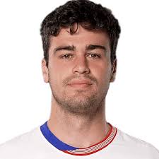 Reyna Fox's Instagram, Twitter & Facebook