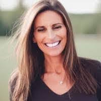 Michelle Dail's Instagram, Twitter & Facebook