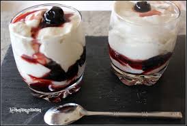 Mousse De Mascarpone A La Vanille Et Cerises Amarena Cerise Amarena Mousse Mascarpone Recette Verrine Sucree