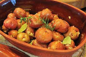 Red Potatoes In A Clay Pot Clay Pot Cooking Recipes Claypot Recipes Claypot Cooking