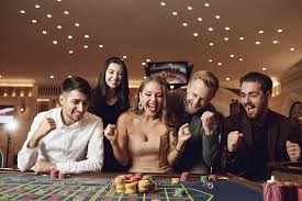 If texas hold'em poker is the most popular poker game online, then omaha is a close second. Casino Desk Guest Blog On Casino Poker And Gambling
