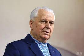 Все это время он находится в реанимации. Kravchuk Rasskazal Kak Moskva Zastavila Provesti Parad V Kieve Posle Avarii Na Chaes Unian