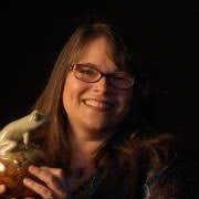 Lori Vest (lorijovest)