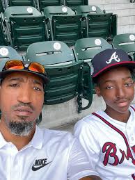 Oh yes I want to is 320 Jackie Robinson Junior high School 🏫 the class of  1971 72 and 73 so many memories so much fun I wish I can go back