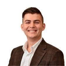 Zack Schiffer's Instagram, Twitter & Facebook