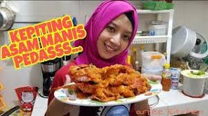Seringkali menjadi menu mewah di resto seafood bersanding dengan lobster, kepiting pun juga sering dijanjan kan di warung pinggir jalan sebagai menu istimewa. Resep Rahasia Kepiting Asam Manis Pedas Youtube