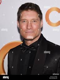 616 17 hi-res stock photography and images