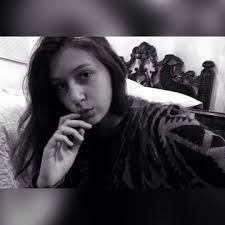 Stream Mariana Hirsch music