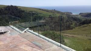 Looking for the best glass deck railing systems, glass panels and hardware? Glass Railing Systems Orange Mirror And Glass