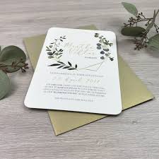 Ich war anfangs unsicher, da man es ja erst kaufen muss, bevor man es gestalten kann. Elegante Einladung Hochzeit Gold Hochzeitseinladung Einladungen Hochzeit Einladungskarten Goldene Hochzeit
