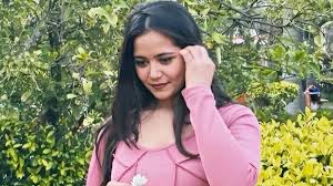 Archita Phukan, The Assam Influencer Behind Viral Dame Un Grrr Reel, Once  Paid Rs 25 Lakh