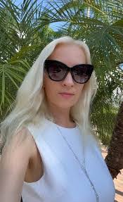 Lilia Shaw's Instagram, Twitter & Facebook