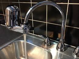 how to prevent frozen pipes pipe