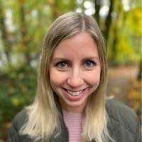 Sarah Isley's Instagram, Twitter & Facebook