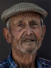 Cool picture taken last Friday in Portstewart if any one maybe knows the  people in the picture 😊