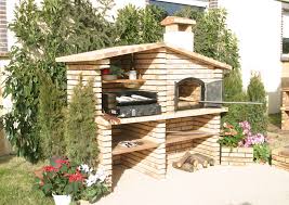 Comment nettoyer son barbecue en pierre guide dachat. Les Utilisations De La Brique Dans Le Jardin