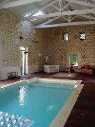 location vacances maison pompignac piscine piscine interieure grange piscine interieure piscines modernes