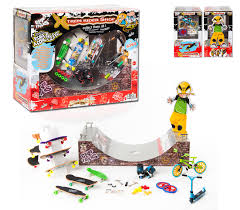 Перевод и озвучка видеоролика популяризация годного контента! Grip And Tricks Extreme Rider Shop Finger Skate Ramp Bmx And Scooter Box Set Buy Online In Isle Of Man At Isleofman Desertcart Com Productid 47978411