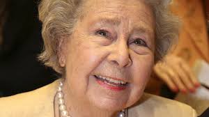 Christa ludwig hat drei erwachsene söhne. Zum Tod Der Mezzosopranistin Christa Ludwig Ein Leben Fur Den Gesang News Und Kritik Br Klassik Bayerischer Rundfunk