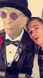 Tour of a magician's house.