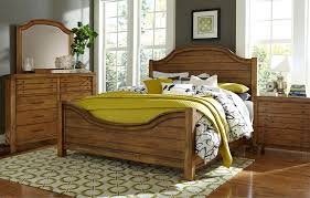 The broyhill furniture brand is one of the most recognized names in the furniture industry. Broyhill Bethany Square Panel Bedroom Set In Brown