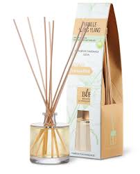 Diffuseur De Parfum Aux Huiles Essentielles Naturelles 100ml Vanille Ylang Bougies La Francaise Diffuseur Parfum Parfums D Interieur Huile Essentielle Vanille