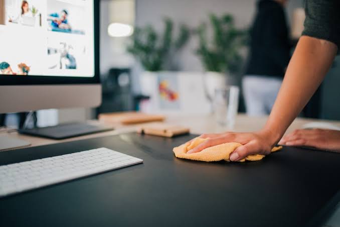 Office & Commercial Cleaning