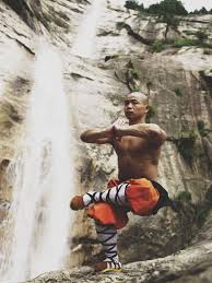 Pin By Agnes Menyhart On Photography Martial Arts Shaolin Monks Shaolin