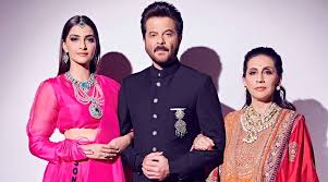 Sunita Kapoor Birthday Anil Kapoor Calls His Wife The Reason For Everything Entertainment News The Indian Express Sunita kapoor wiki sunita kapoor is the lovely wife of bollywood star anil kapoor. sunita kapoor birthday anil kapoor