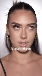 Machiaj Latina: Întreabă și Inspiră-te de la Roxana