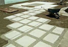 How to install 24″ concrete pavers step by step photos and instructions. How To Install 24 Concrete Pavers Lynda Makara