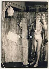 NUDE WOMAN IN PLASTIC COAT / NACKTE FRAU IM PLASTIK MANTEL * Vintage 50s  Photo | eBay
