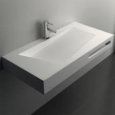 Plan Vasque En Composite Mineral Blanc Mat Type Corian Au Design Tres Minimaliste Ses Lignes E Bathroom Sink Design Bathroom Furniture Design Bathroom Design