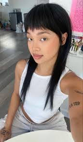 Jocelyn Drew's Instagram, Twitter & Facebook