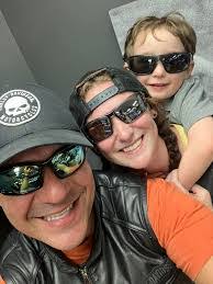 Greg Hilliard's Instagram, Twitter & Facebook