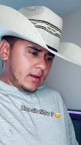 Exploring the LIVE Incentive Program for Solo Artists