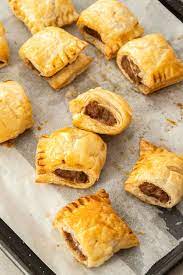 Combine veal mince, sausage mince, onion, carrot, garlic, parsley and sauces in a large bowl. The Best Homemade Sausage Rolls Just 5 Ingredients Sugar Salt Magic