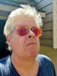 I don't wear gold to flex— I wear it to remember I survived what was meant  to break me.”❤️ What I'm about to share is personal…😎 I've loved fashion  since my teenage