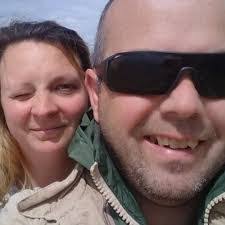 Kerry Abbott's Instagram, Twitter & Facebook